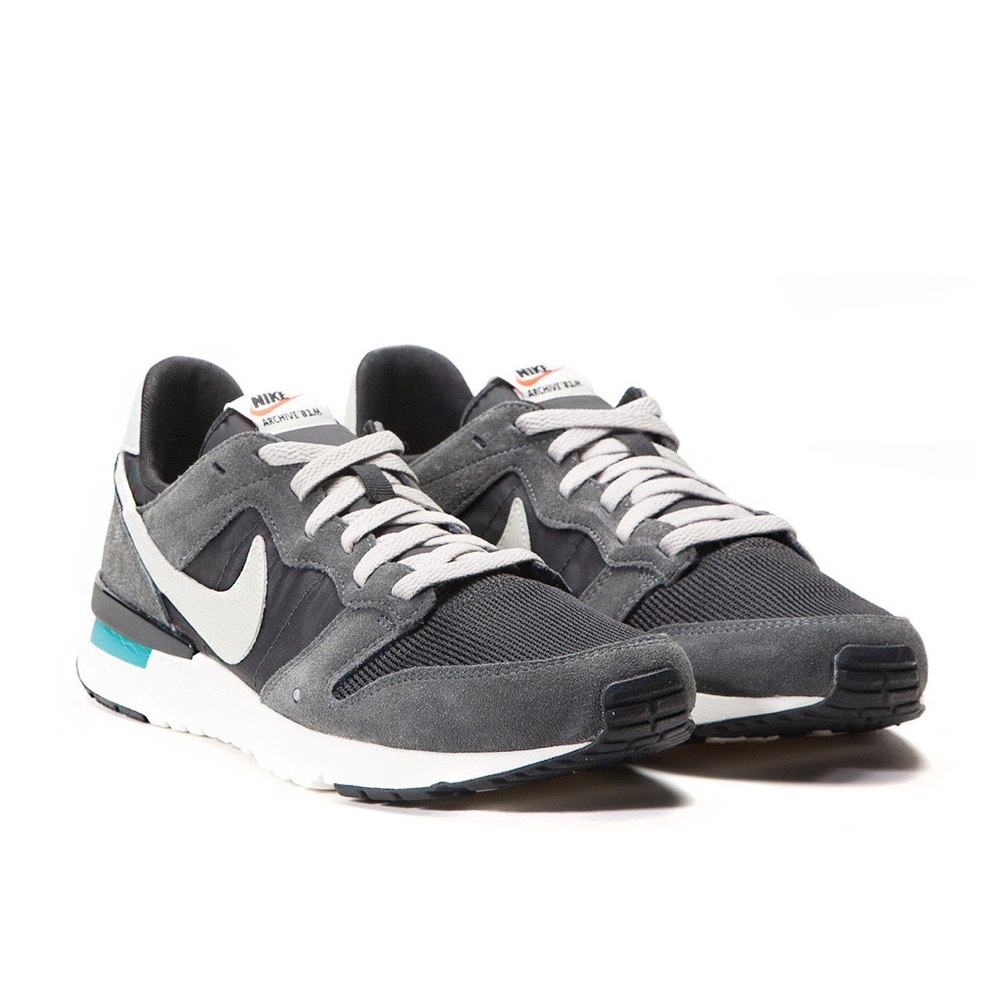 Men’s Nike retro street shoes
